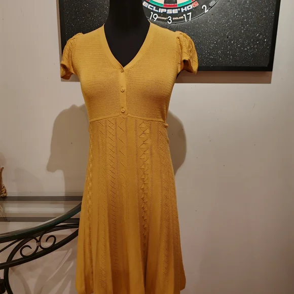 ba&sh Mustard Mini Dress with Short Sleeves 0185 - Picture 5 of 15